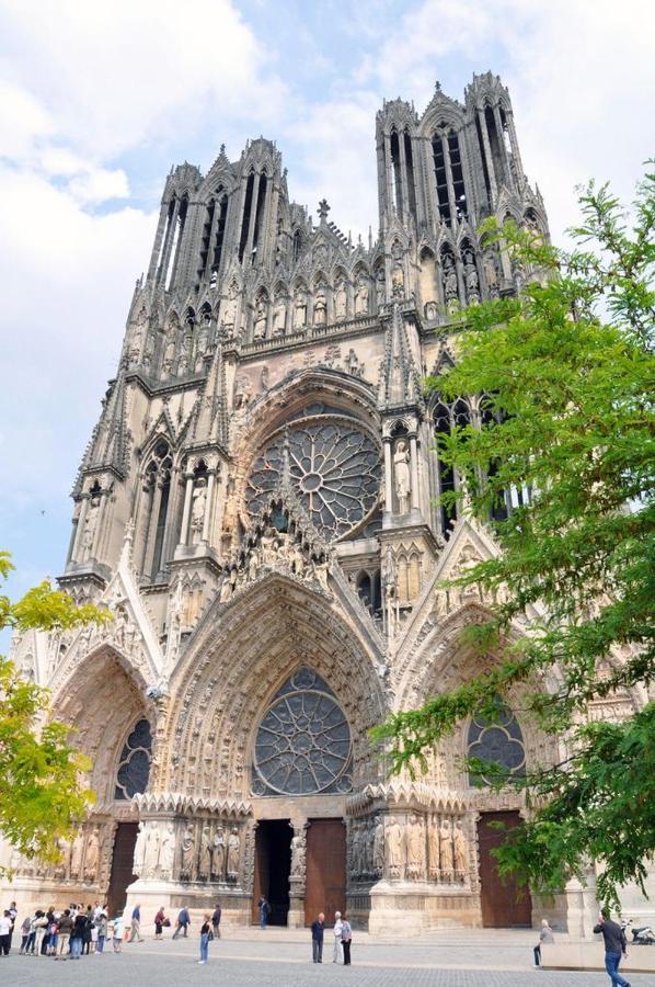 Lux Cathedrale Apartment Reims Exterior foto